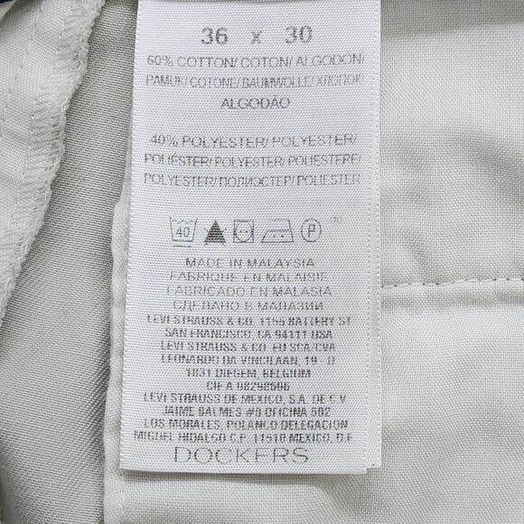 Dockers Pants Mens Size 36 x 30 Beige Khaki Classic Fit Pleated Stretch Office - Picture 9 of 11